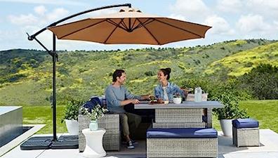 Hanging Cantilever Umbrella in Backayrd